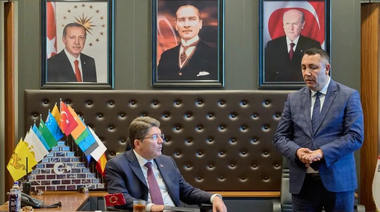 BAŞKANIMIZ, BAKAN TUNÇ’TAN CEZAEVİ GÜMÜŞHANE MERKEZE YAPILMASINI TALEP ETTİ