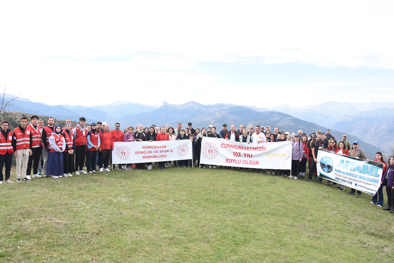 BAŞKANIMIZ, CUMHURİYET BAYRAMI SONBAHAR YÜRÜYÜŞÜNE KATILDI
