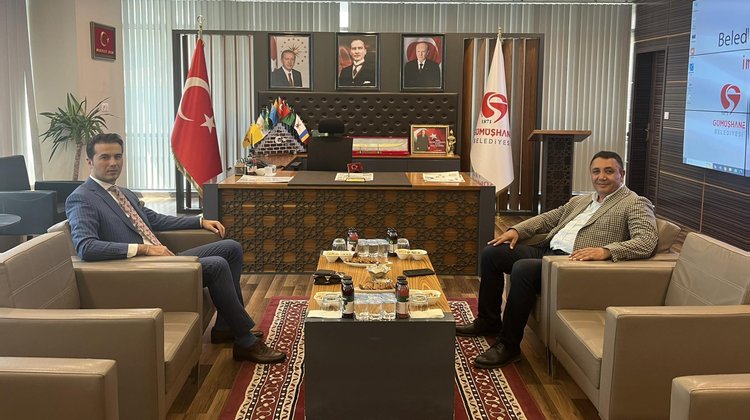 BAŞKANIMIZ GÜMÜŞHANE CUMHURİYET BAŞSAVCIMIZ SAYIN ZİYA BURAK GÜRGAH’I BELEDİYEMİZDE AĞIRLADI