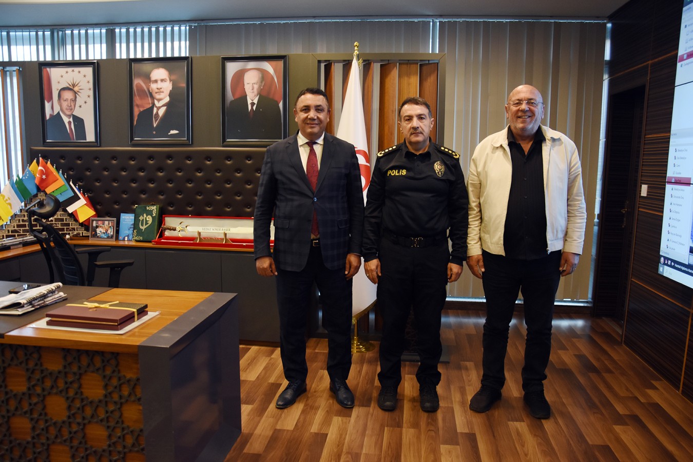 BAŞKANIMIZ, İL EMNİYET MÜDÜRÜMÜZ SAYIN MEHMET YÜKSEL’İ BELEDİYEMİZDE AĞIRLADI