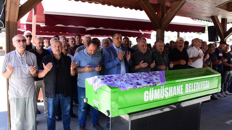 BAŞKANIMIZ, İLİMİZ ALEMDAR KÖYÜ SAKİNLERİNDEN ŞENGÜL GÖZLEK'İ EBEDİYETE UĞURLADI
