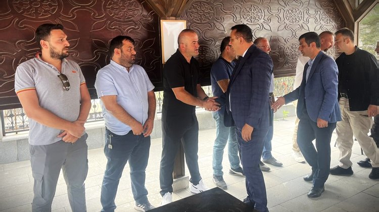 BAŞKANIMIZ, İLİMİZ ÇAMLIKÖY SAKİNLERİNDEN CEMİLE ARSLAN’I EBEDİYETE UĞURLADI