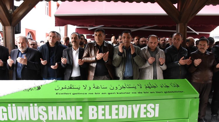 BAŞKANIMIZ, İLİMİZ ÇAYIRARDI KÖYÜ SAKİNLERİNDEN, MÖHÜR AKHAN'I EBEDİYETE UĞURLADI