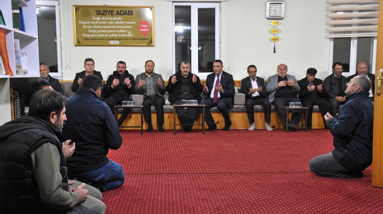 BAŞKANIMIZ, KELKİT BELEDİYE BAŞKANIMIZ ÜNAL YILMAZ'A TAZİYE ZİYARETİNDE BULUNDU