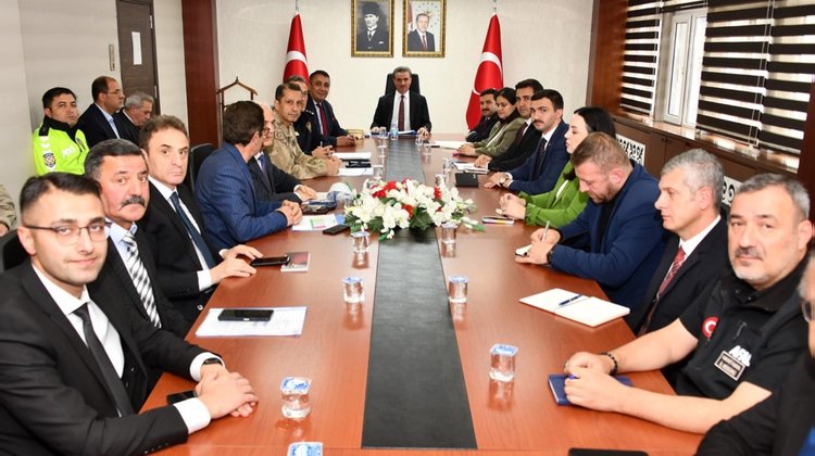 BAŞKANIMIZ, KIŞ MEVSİMİ TRAFİK TEDBİRLERİ KOORDİNASYON TOPLANTISINA KATILIM SAĞLADI