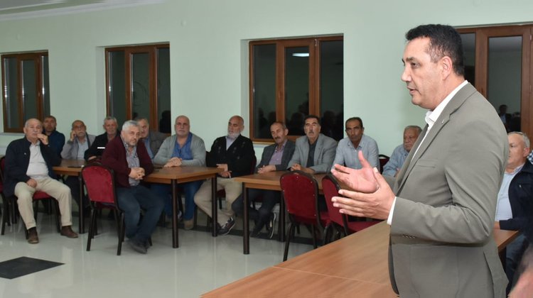 BAŞKANIMIZ, KÖSE İLÇEMİZ YAYLIM KÖYÜ SAKİNLERİNDEN VEFAT EDEN BAYRAM DEMİR’E TAZİYE ZİYARETİ