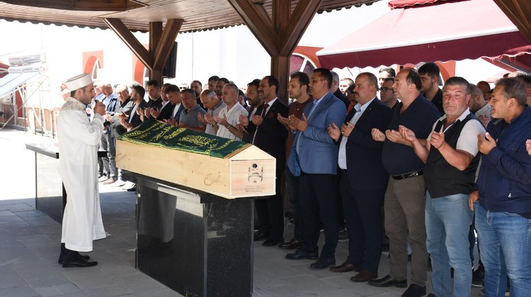 BAŞKANIMIZ, KÖSE İLÇESİ KABAKTEPE KÖYÜ SAKİNLERİNDEN ŞERİF ZENGİN'İ EBEDİYETE UĞURLADI