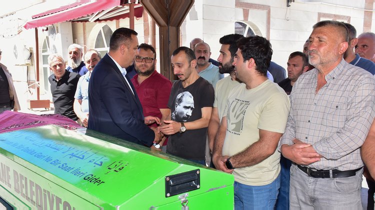 BAŞKANIMIZ, MELİHA BEKTAŞ’IN CENAZE TÖRENİNE KATILDI