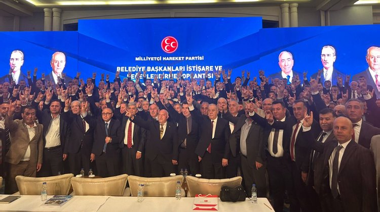 BAŞKANIMIZ, ŞEHRİMİZE HİZMET SUNABİLMEK ADINA VERİMLİ İSTİŞARELERDE BULUNDU