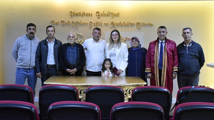 BAŞKANIMIZ, SEMANUR AKKURT VE REŞİT BAYRAM ALTAN KARDEŞLERİMİZİN NİKAH AKDİNİ GERÇEKLEŞTİRDİ