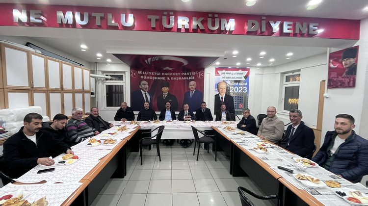 BAŞKANIMIZ TEŞKİLAT MENSUPLARIMIZIN KATILIMIYLA KUTLU YUVAMIZDA SAHUR PROGRAMINA KATILDI