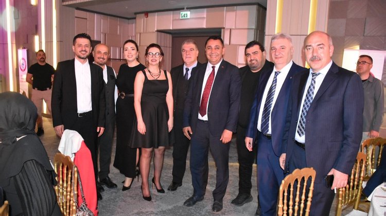BAŞKANIMIZ, TÜRK ECZACILAR BİRLİĞİ 18. BÖLGE TRABZON ECZACI ODASI’NIN DÜZENLEDİĞİ PROGRAMA KATILDI