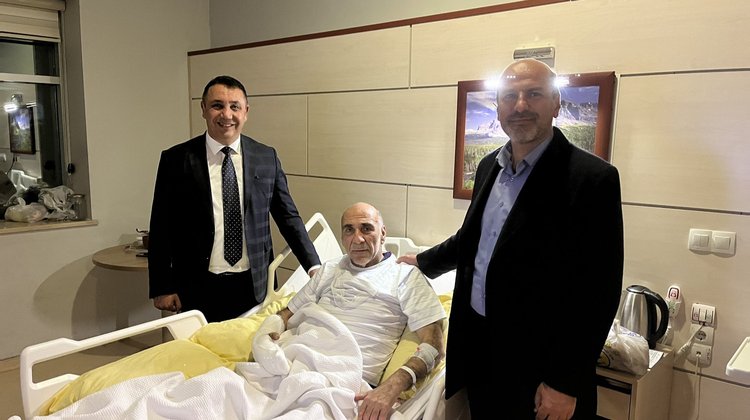 BAŞKANIMIZDAN, HASTA ZİYARETİ