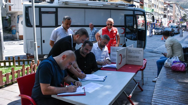 BİRLİKTE HAYATLARA UMUT OLDUK