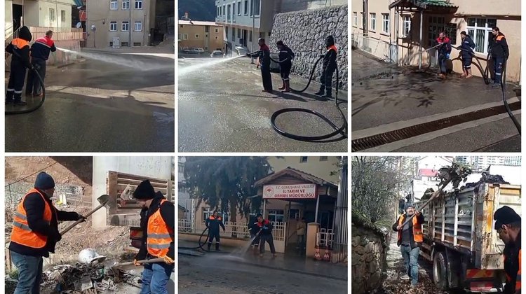 TEMİZLİK İŞLERİ MÜDÜRLÜĞÜMÜZ EKİPLERİ, ŞEHİR GENELİNDE TEMİZLİK ÇALIŞMALARINA ARALIKSIZ DEVAM EDİYOR